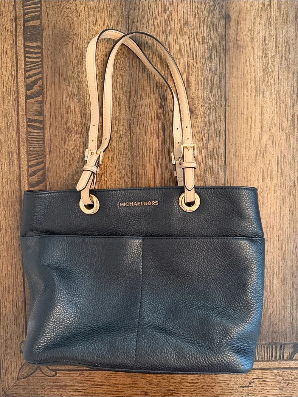 Michael Kors Bedford Pebbled Leather Medium Pocket Tote Shoulder Bag Black